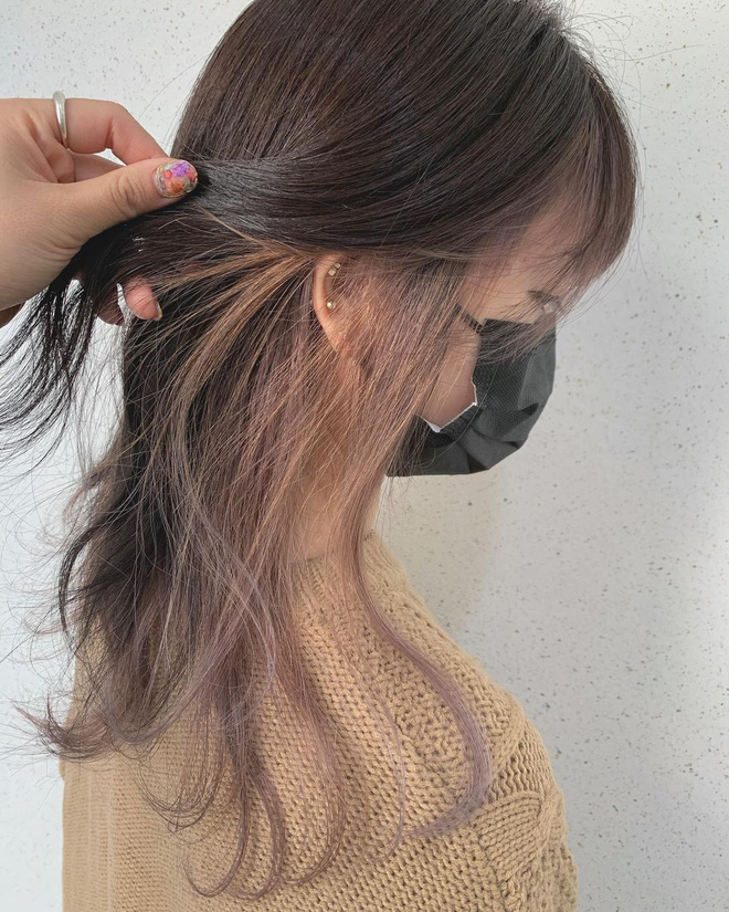 4 màu tóc highlight là trend của mùa lạnh, đã không kén da còn giúp nâng tông trắng sáng hiệu quả