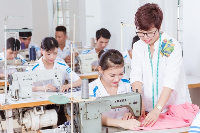 Nghề may thời trang và 6 điều cần biết