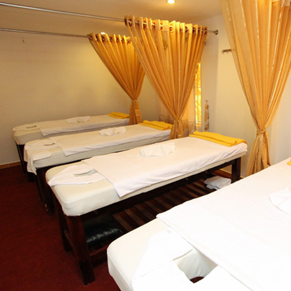 Cách gấp khăn spa đẹp kiểu cổ điển