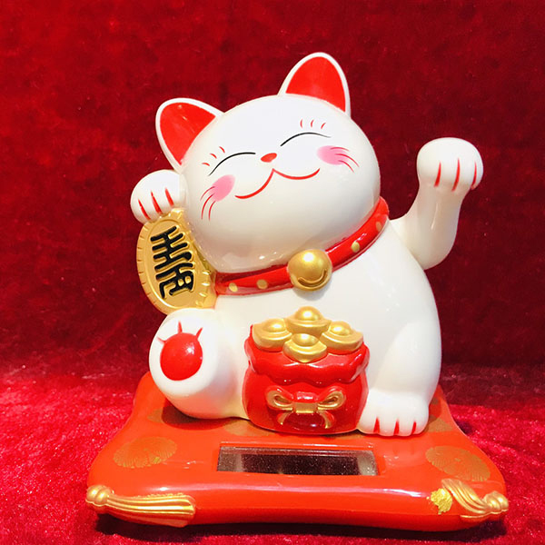 Mèo thần tài Daruma