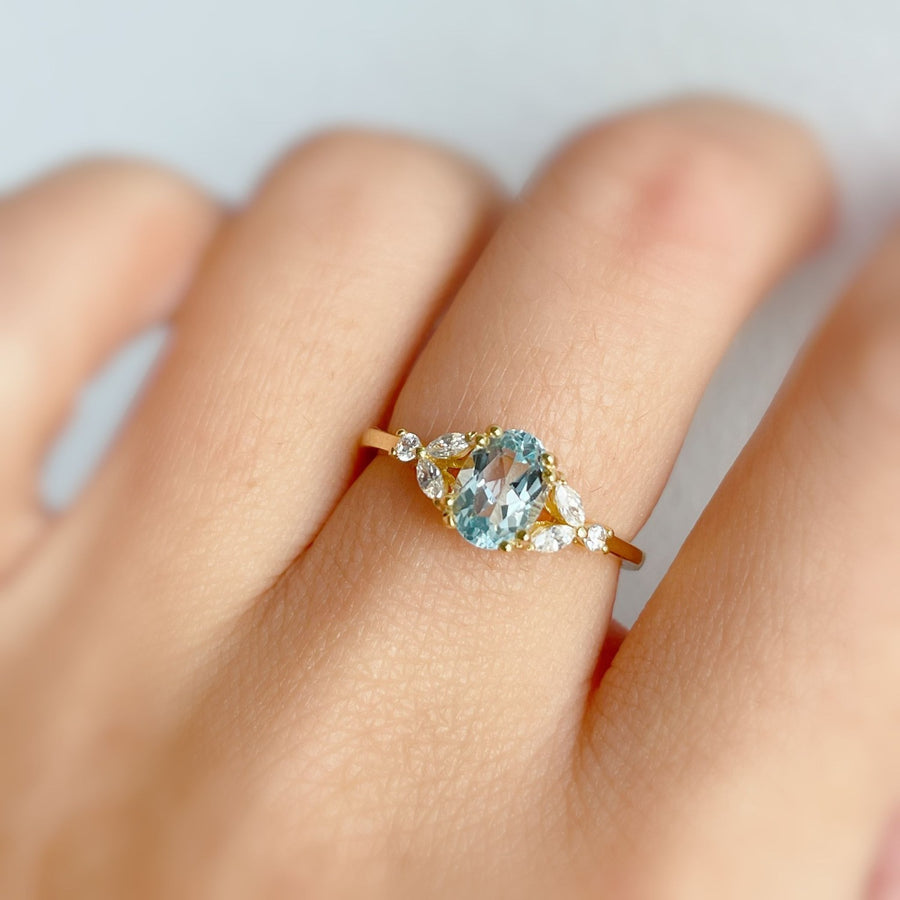 Stellar Aquamarine Ring (Yellow Gold) – Azura New York