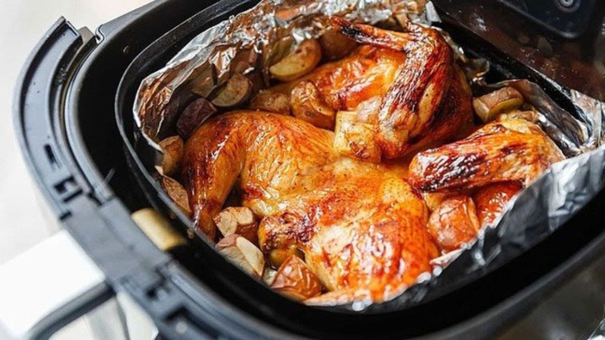 nướng gà bằng nồi chiên không dầu